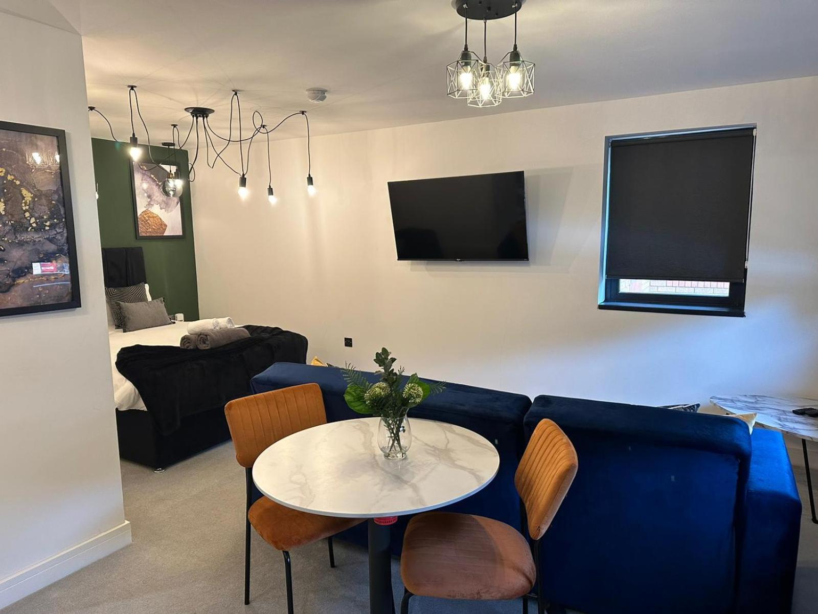 Newark House Premium Apartments With Sofa Beds - Wifi - Free Parking - Perfect For Contractors! Peterborough Ngoại thất bức ảnh