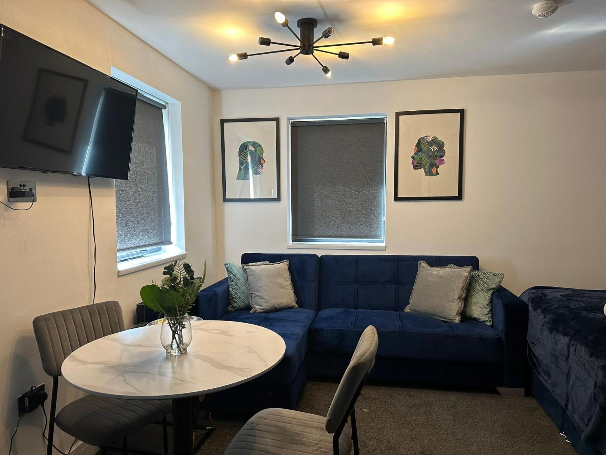 Newark House Premium Apartments With Sofa Beds - Wifi - Free Parking - Perfect For Contractors! Peterborough Ngoại thất bức ảnh